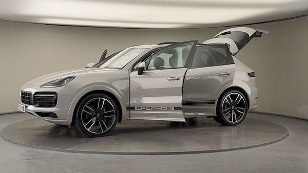 Used Porsche Cayenne 2023 for sale - 76030028: Photo 52