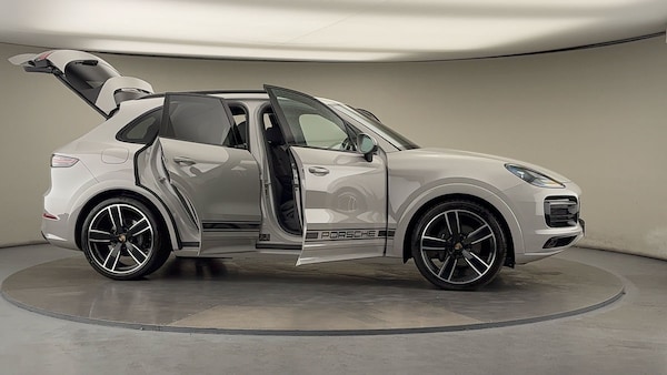 Used Porsche Cayenne 2023 for sale - 76030028: Photo 59