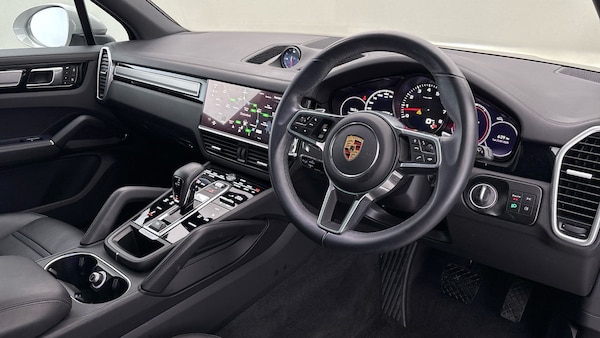 Used Porsche Cayenne 2023 for sale - 76030028: Photo 5