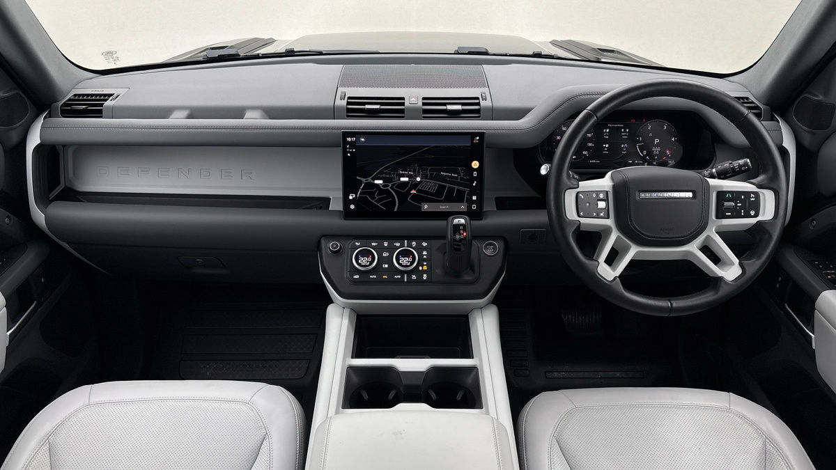 Used Land Rover Defender 2024 for sale - 77937578: Photo 12