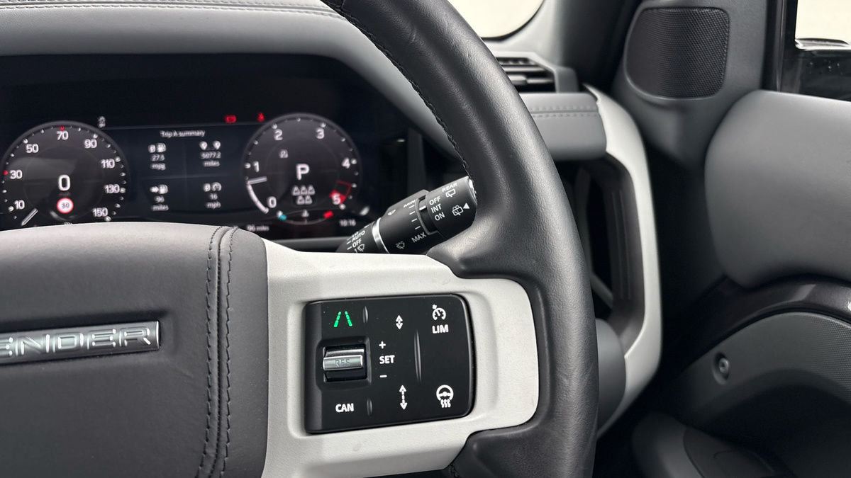 Used Land Rover Defender 2024 for sale - 77937578: Photo 14