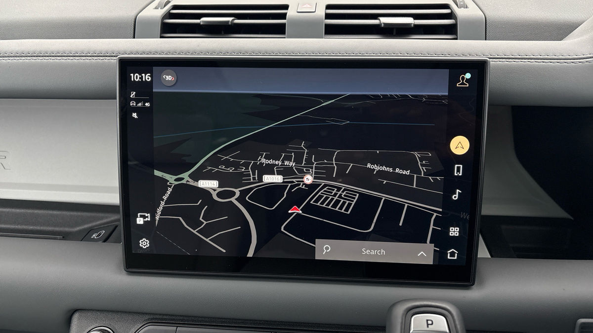 Used Land Rover Defender 2024 for sale - 77937578: Photo 17