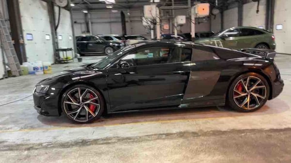 Used Audi R8 2023 for sale - 75833400: Photo 92