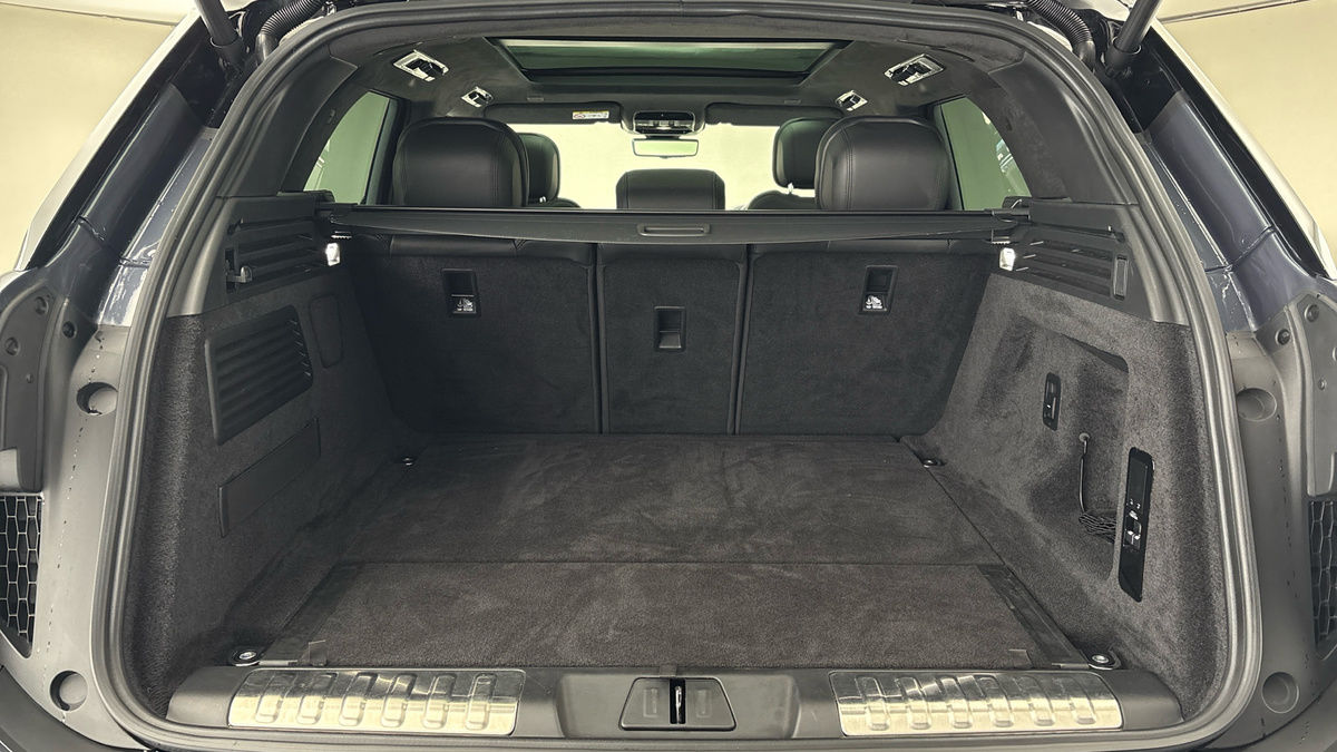 Used Land Rover Range Rover Sport 2024 for sale - 77007868: Photo 11