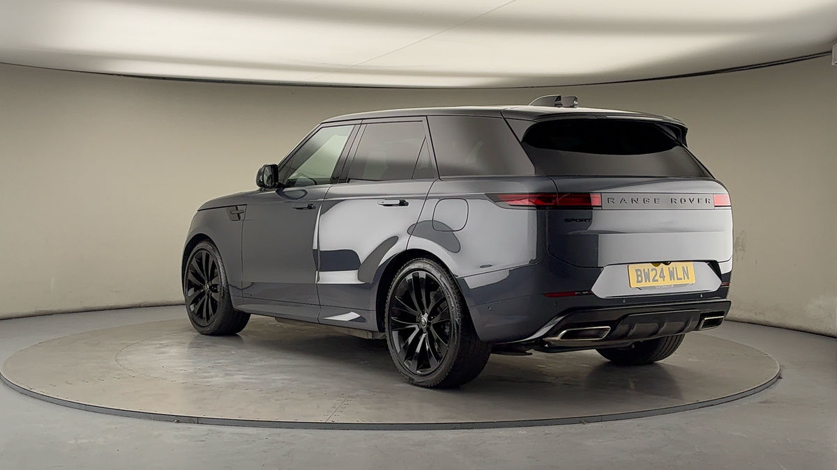 Used Land Rover Range Rover Sport 2024 for sale - 77007868: Photo 2