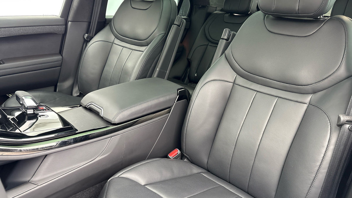 Used Land Rover Range Rover Sport 2024 for sale - 77007868: Photo 7