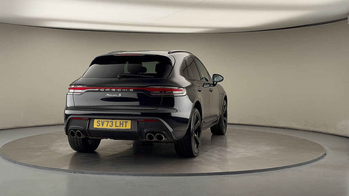 Used Porsche Macan 2023 for sale - 75999278: Photo 40