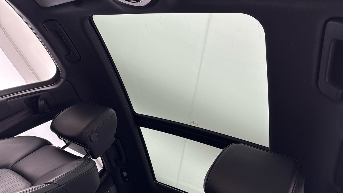 Used Porsche Macan 2023 for sale - 75999278: Photo 6