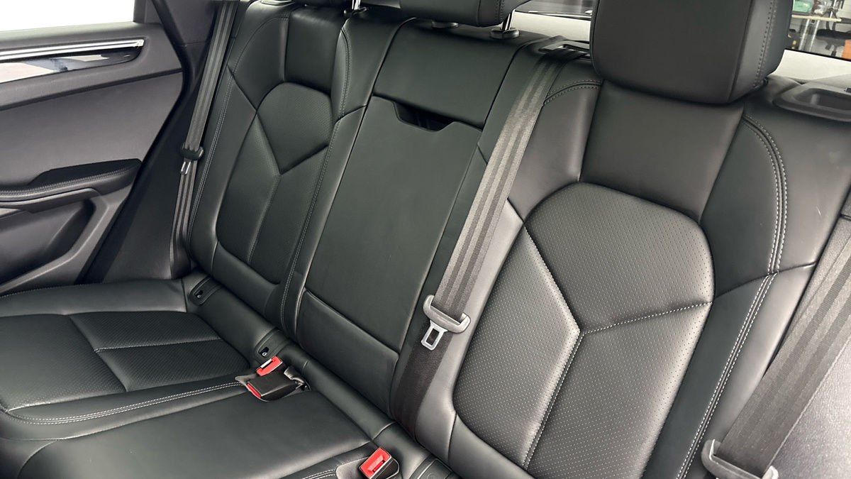 Used Porsche Macan 2023 for sale - 75999278: Photo 8