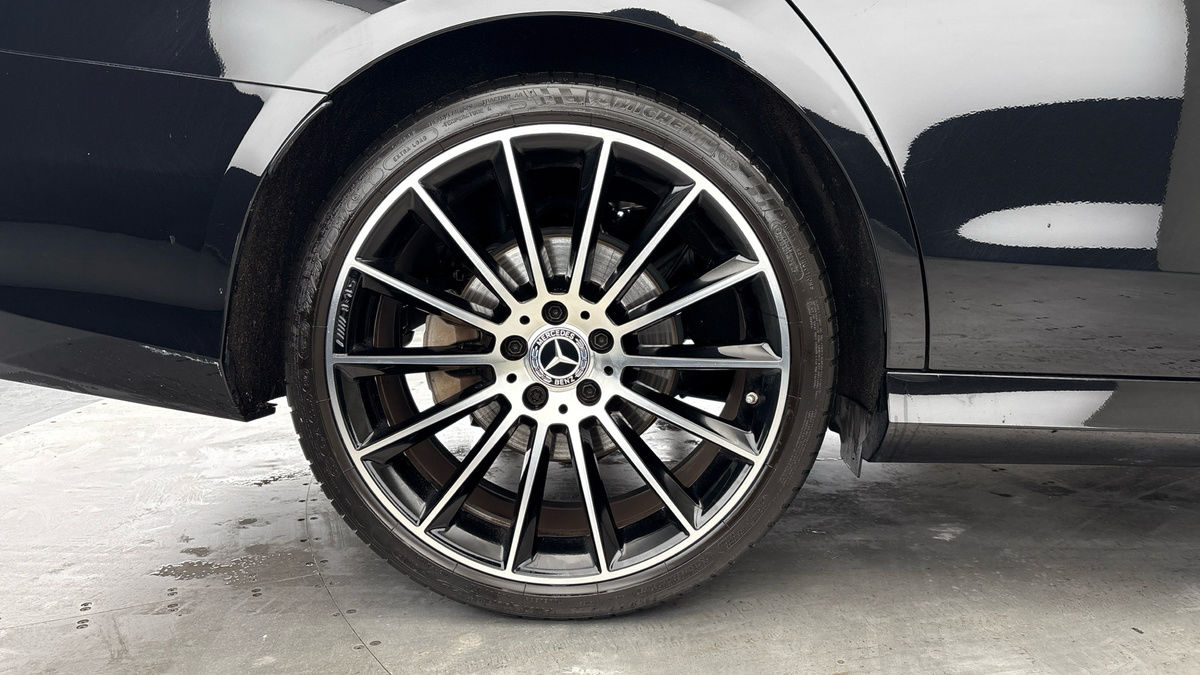 Used Mercedes-Benz E Class 2021 for sale - 77277070: Photo 10