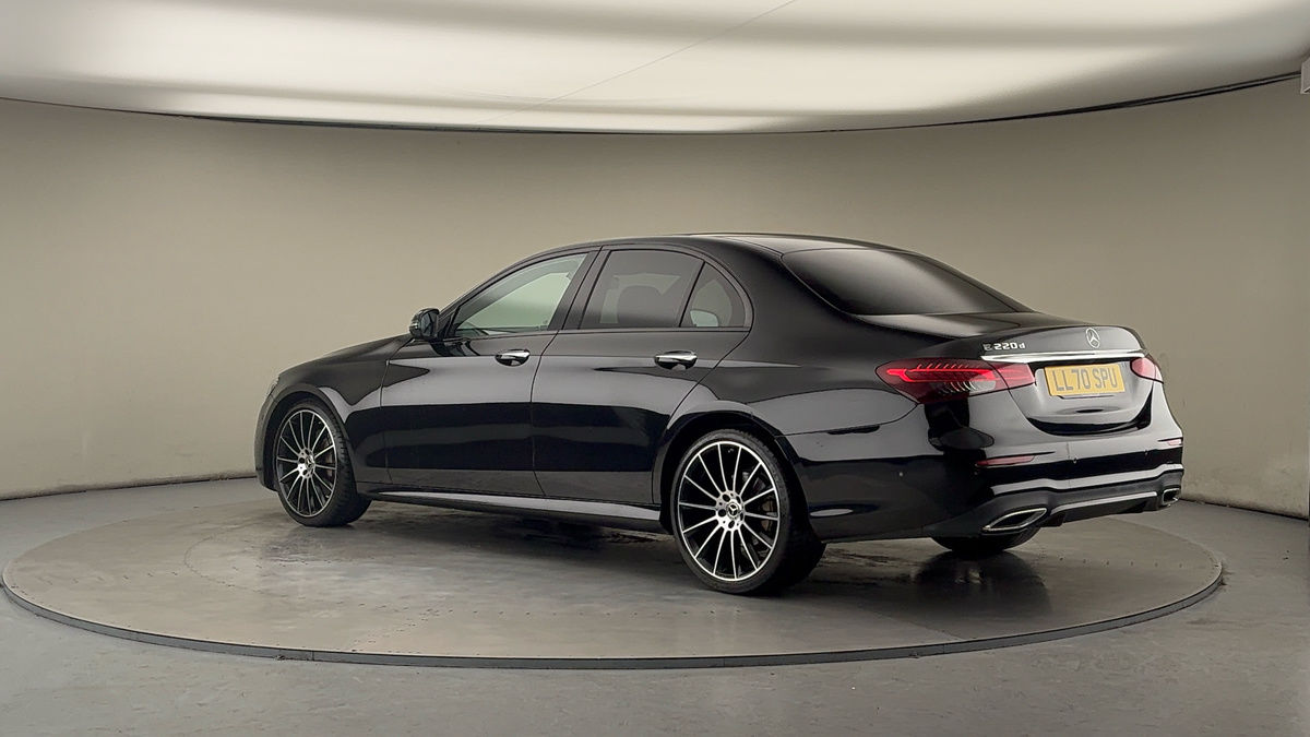 Used Mercedes-Benz E Class 2021 for sale - 77277070: Photo 25