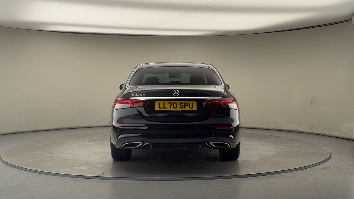 Used Mercedes-Benz E Class 2021 for sale - 77277070: Photo 4