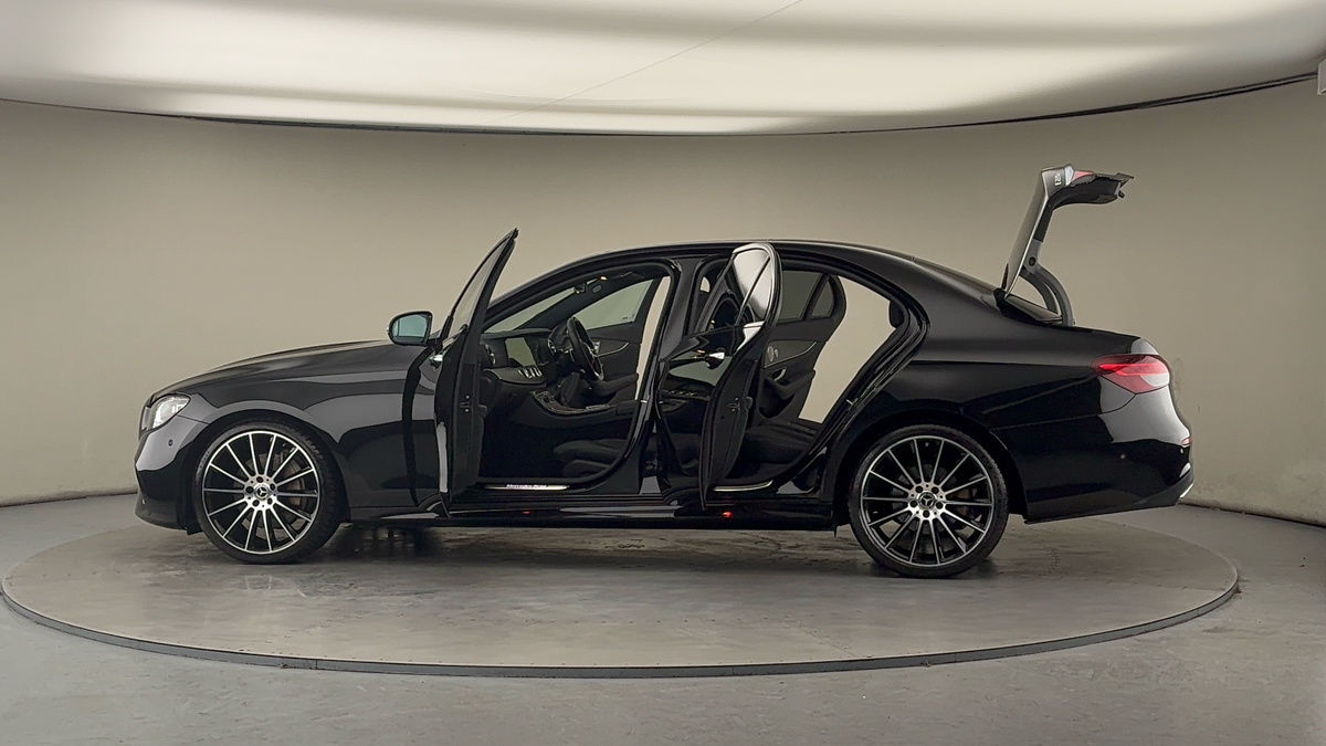 Used Mercedes-Benz E Class 2021 for sale - 77277070: Photo 46