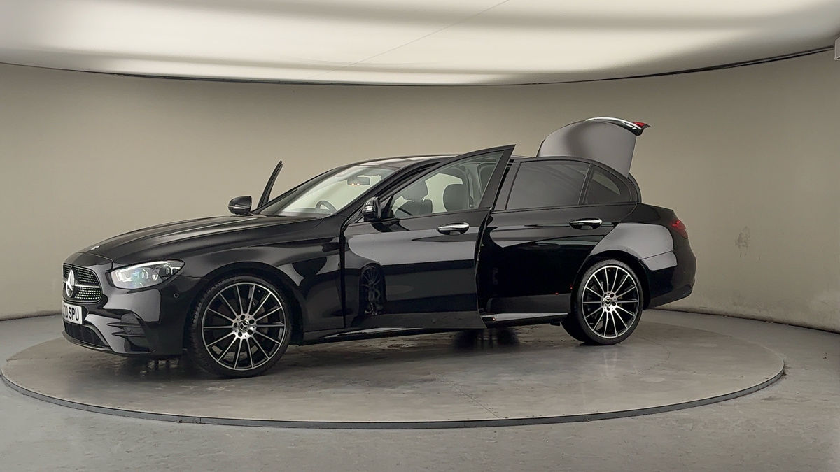 Used Mercedes-Benz E Class 2021 for sale - 77277070: Photo 48