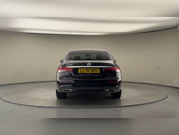 Used Mercedes-Benz E Class 2021 for sale - 77277070: Photo