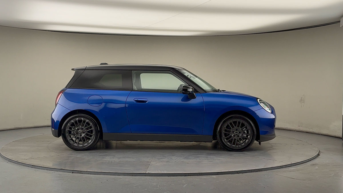 Used MINI Electric Cooper 2025 for sale - 77370423: Photo 17