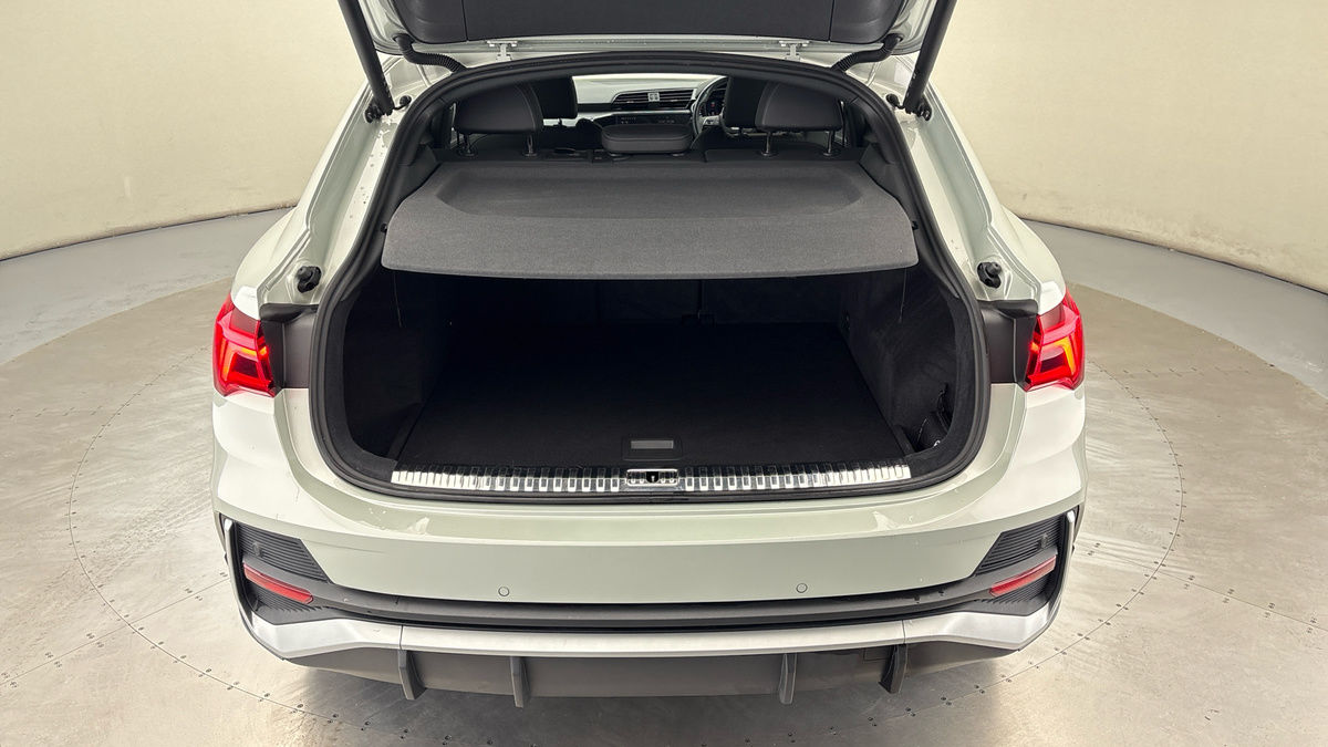 Used Audi Q3 2023 for sale - 76334522: Photo 11