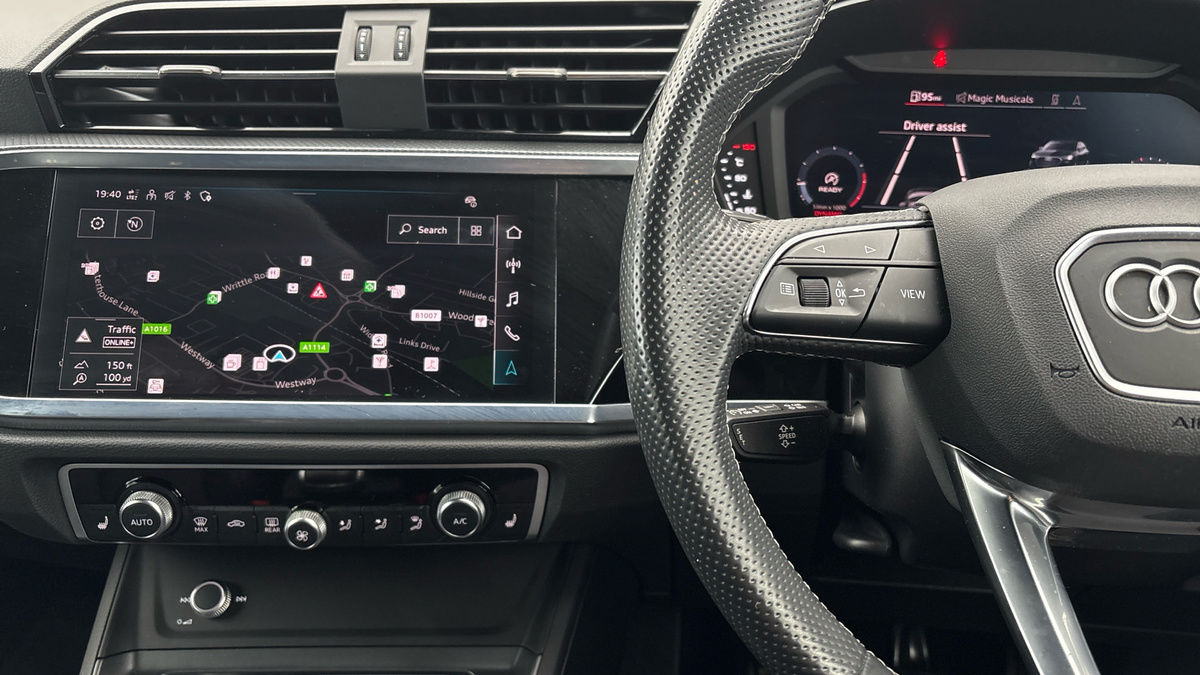 Used Audi Q3 2023 for sale - 76334522: Photo 13