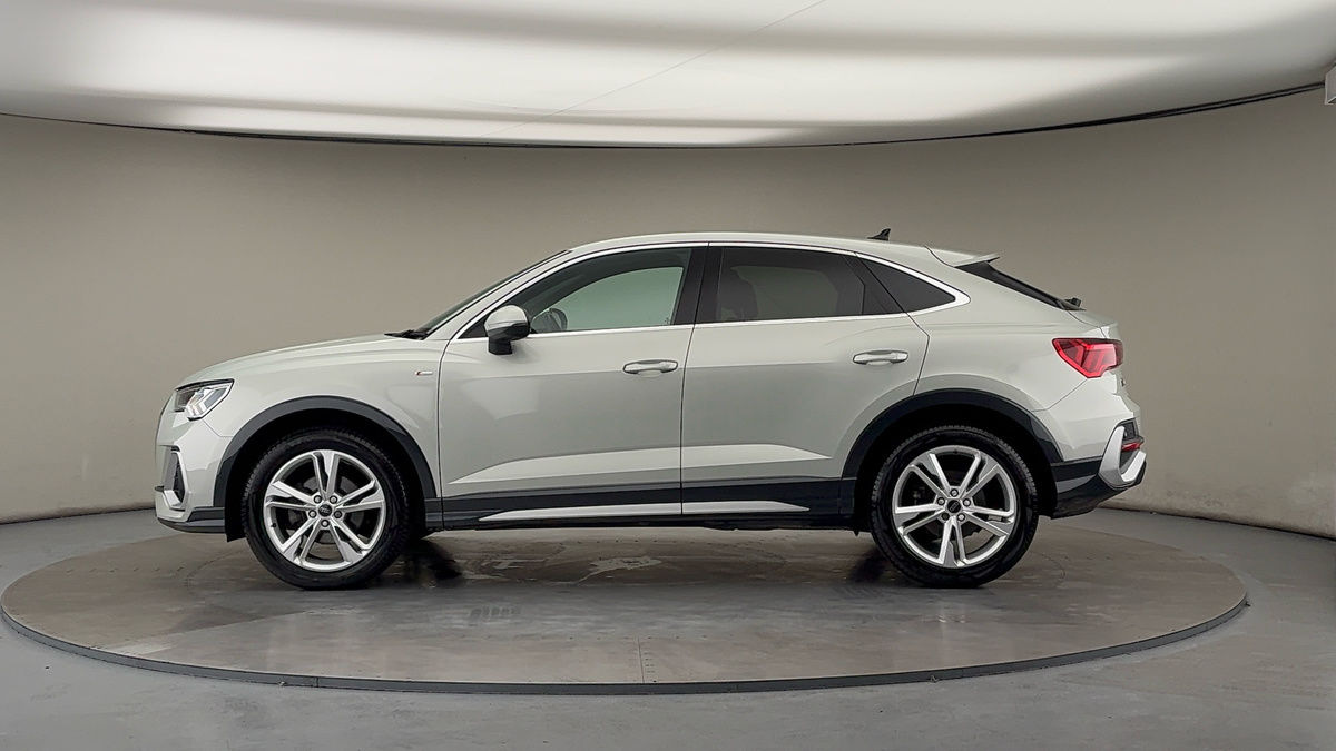 Used Audi Q3 2023 for sale - 76334522: Photo 15