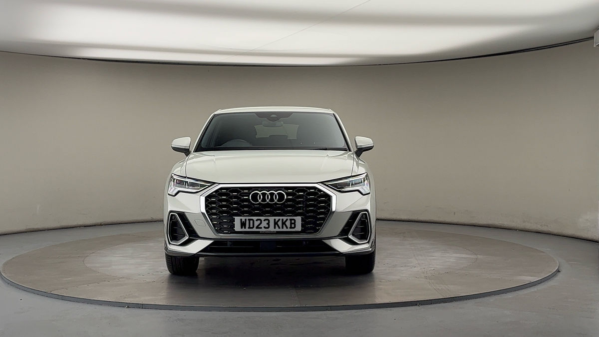 Used Audi Q3 2023 for sale - 76334522: Photo 3