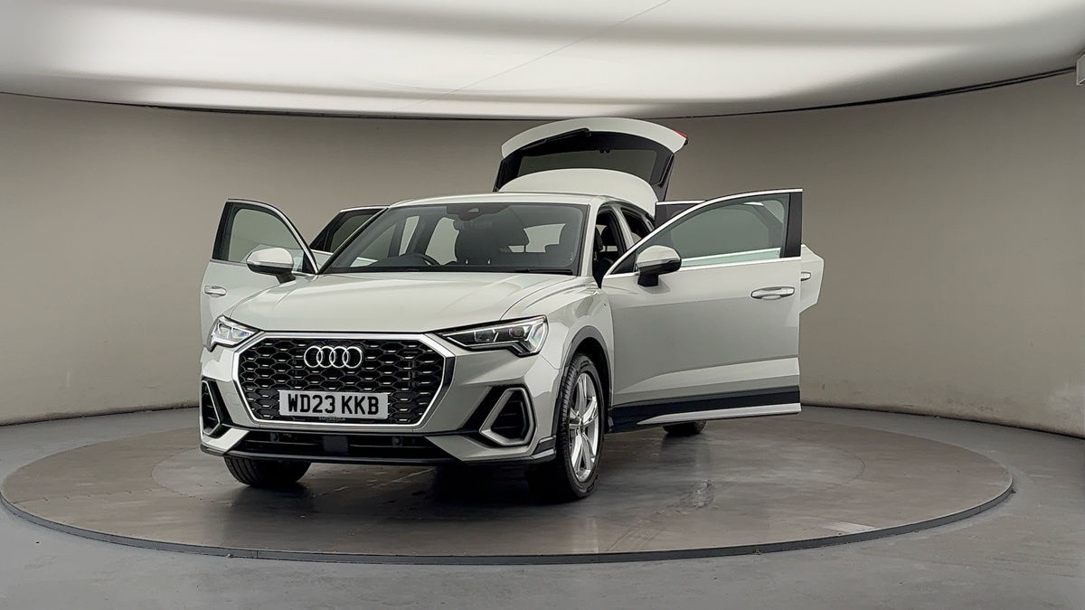 Used Audi Q3 2023 for sale - 76334522: Photo 50