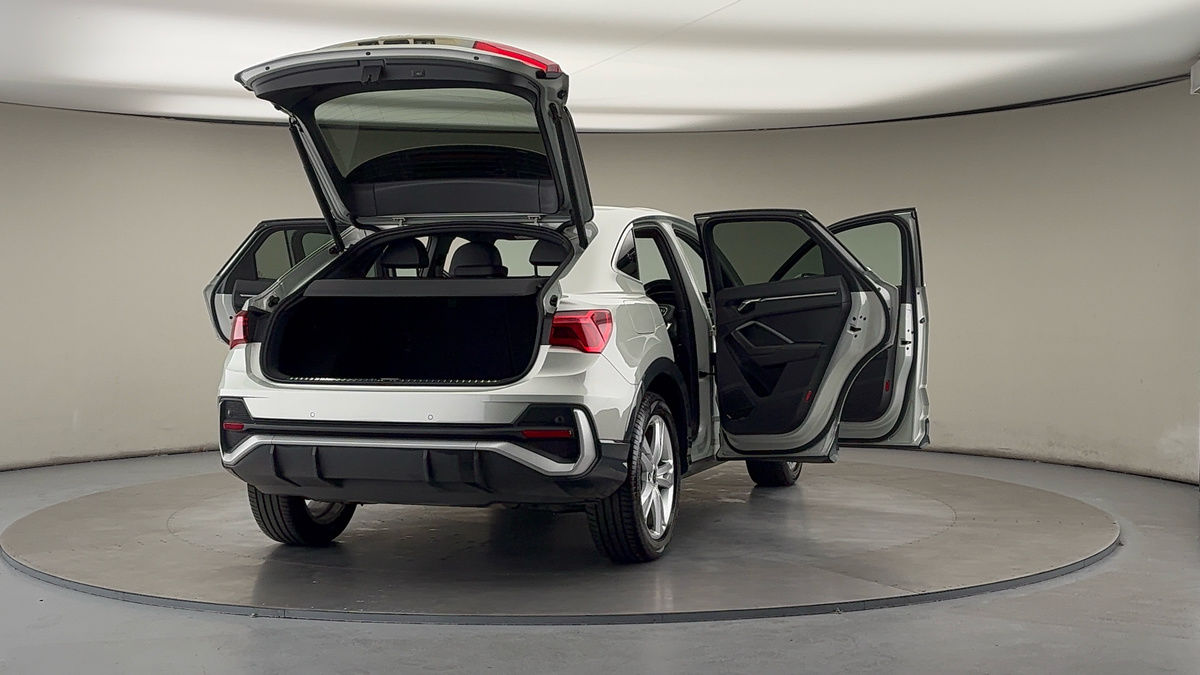 Used Audi Q3 2023 for sale - 76334522: Photo 59