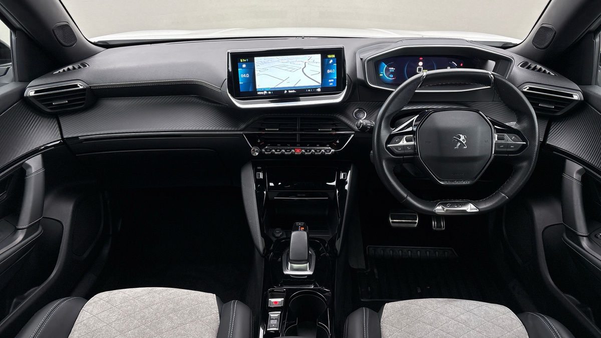 Used Peugeot E-2008 2021 for sale - 76686934: Photo 12