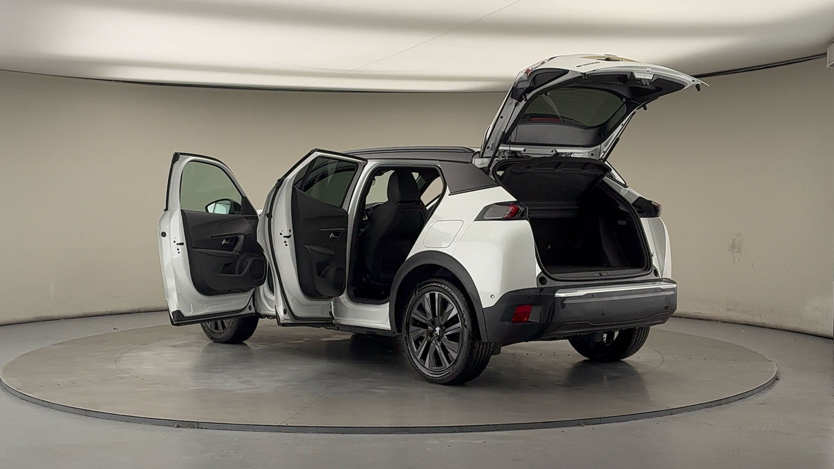 Used Peugeot E-2008 2021 for sale - 76686934: Photo 43