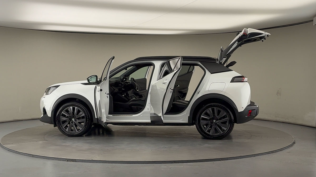 Used Peugeot E-2008 2021 for sale - 76686934: Photo 46