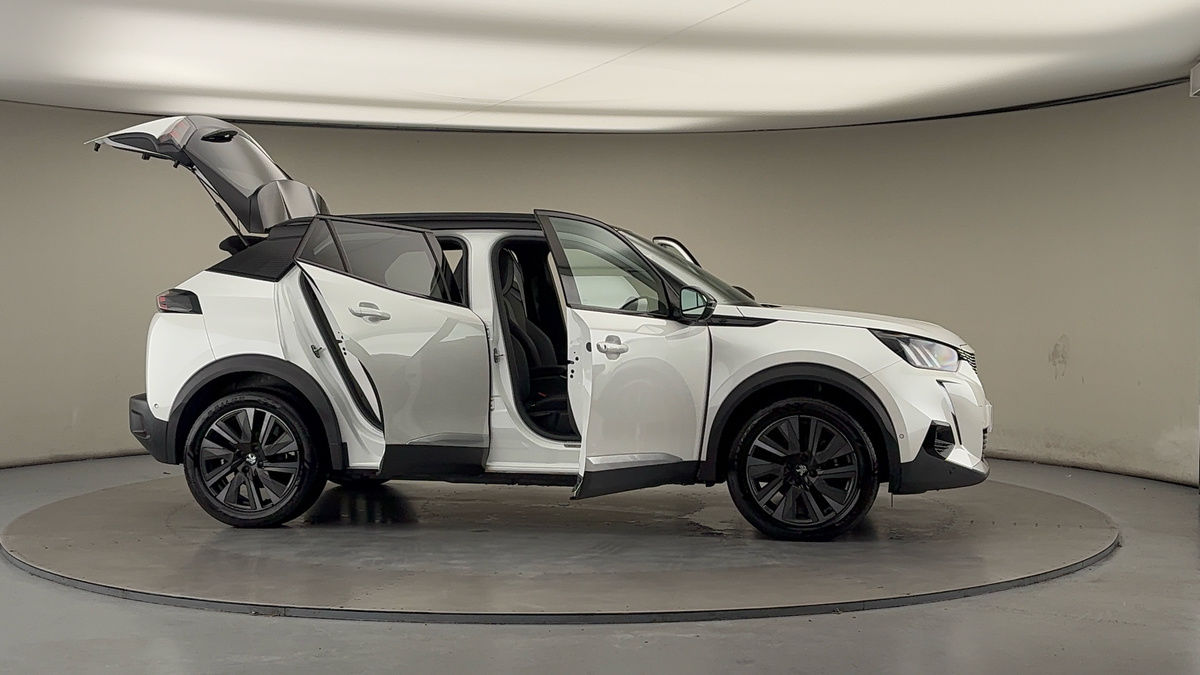 Used Peugeot E-2008 2021 for sale - 76686934: Photo 55