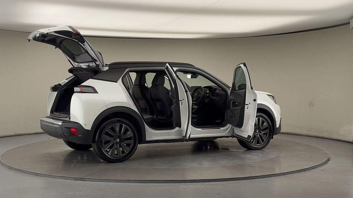 Used Peugeot E-2008 2021 for sale - 76686934: Photo 57