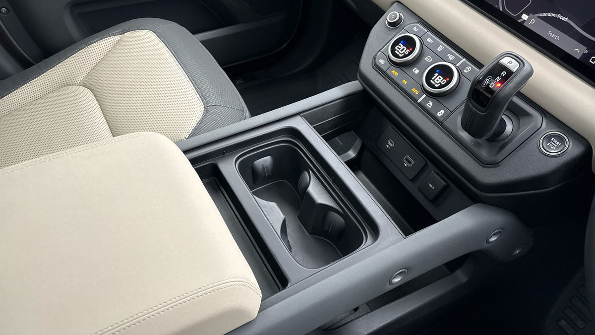 Used Land Rover Defender 110 2023 for sale - 77107385: Photo 18