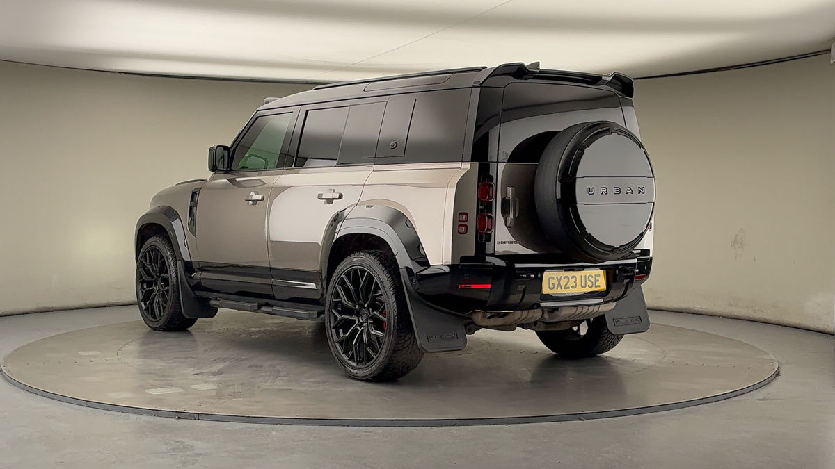 Used Land Rover Defender 110 2023 for sale - 77107385: Photo 2