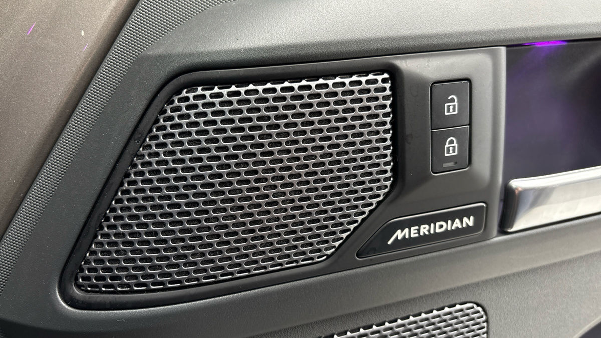 Used Land Rover Defender 110 2023 for sale - 77107385: Photo 25