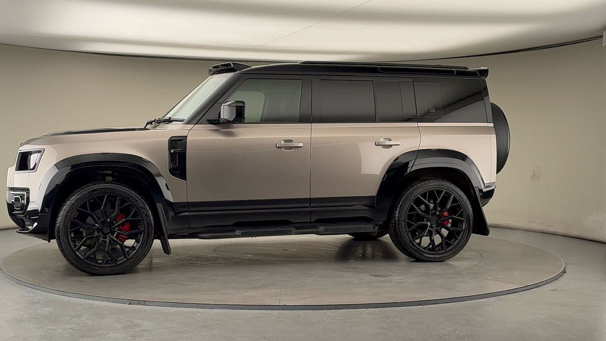 Used Land Rover Defender 110 2023 for sale - 77107385: Photo 33