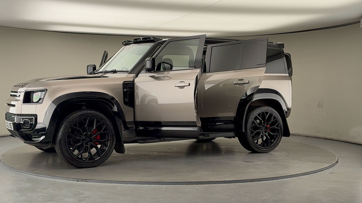 Used Land Rover Defender 110 2023 for sale - 77107385: Photo 53