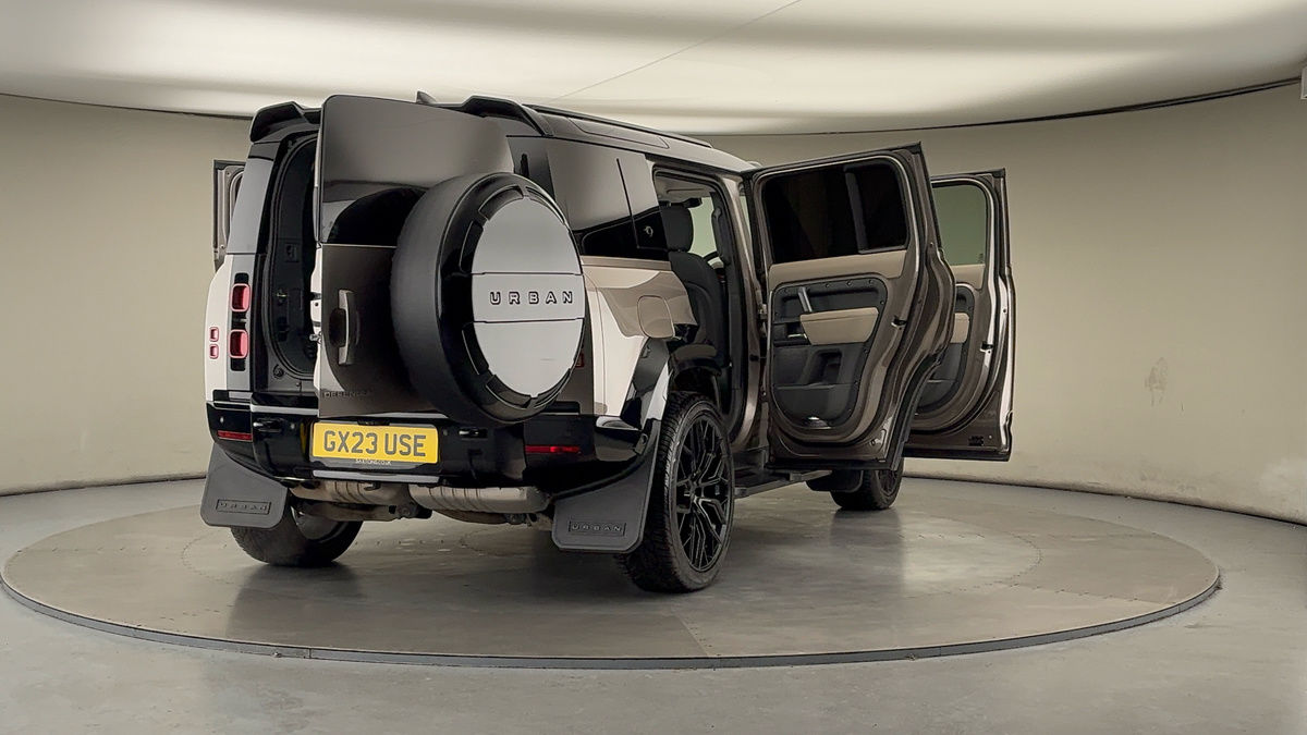 Used Land Rover Defender 110 2023 for sale - 77107385: Photo 64