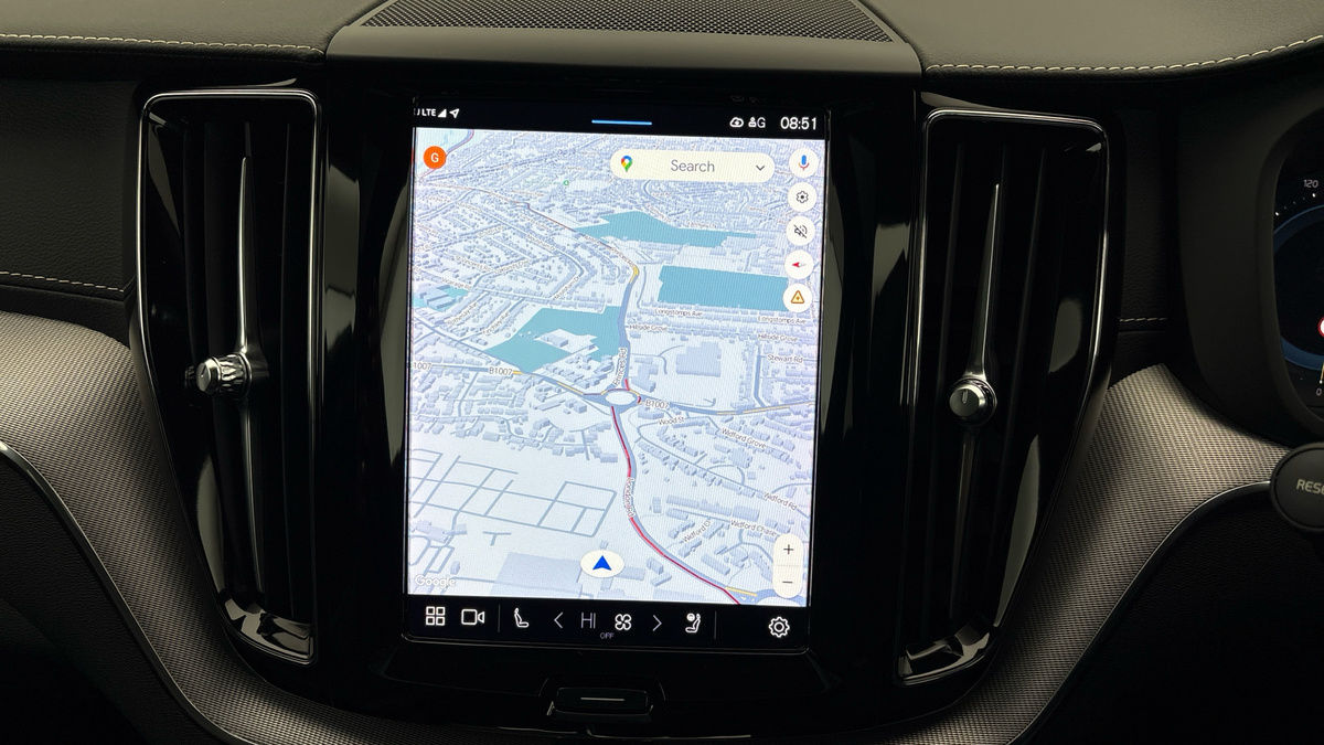 Used Volvo XC60 2022 for sale - 76280705: Photo 17