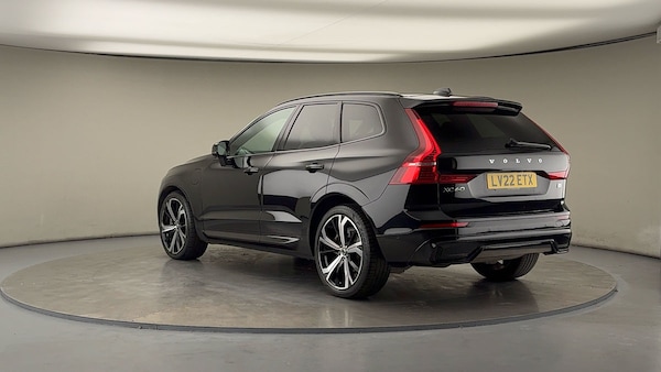 Used Volvo XC60 2022 for sale - 76280705: Photo 2