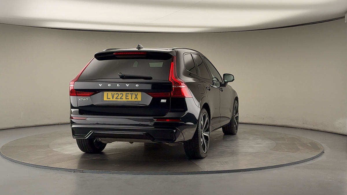 Used Volvo XC60 2022 for sale - 76280705: Photo 40