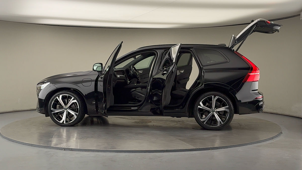 Used Volvo XC60 2022 for sale - 76280705: Photo 46