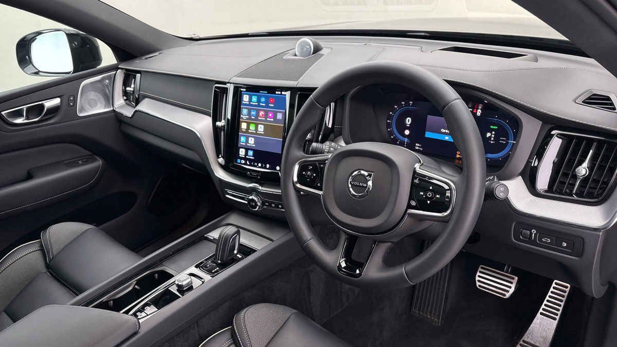 Used Volvo XC60 2022 for sale - 76280705: Photo 5