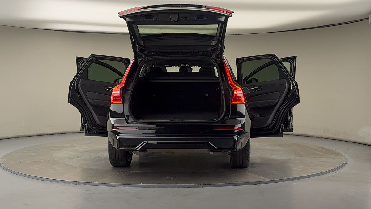 Used Volvo XC60 2022 for sale - 76280705: Photo 60