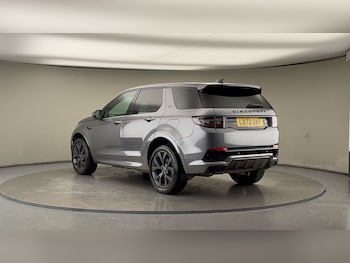 Used Land Rover Discovery Sport 2022 for sale - 76962985: Photo