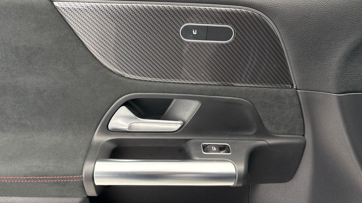 Used Mercedes-Benz GLA 2022 for sale - 76686927: Photo 19