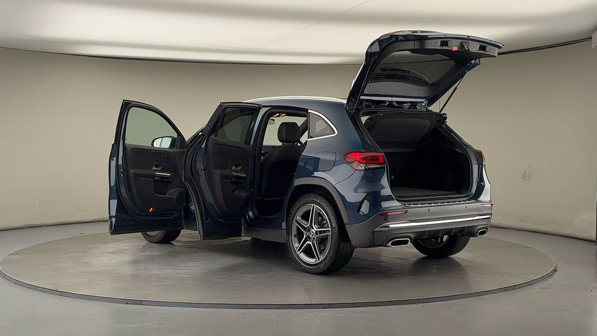 Used Mercedes-Benz GLA 2022 for sale - 76686927: Photo 44