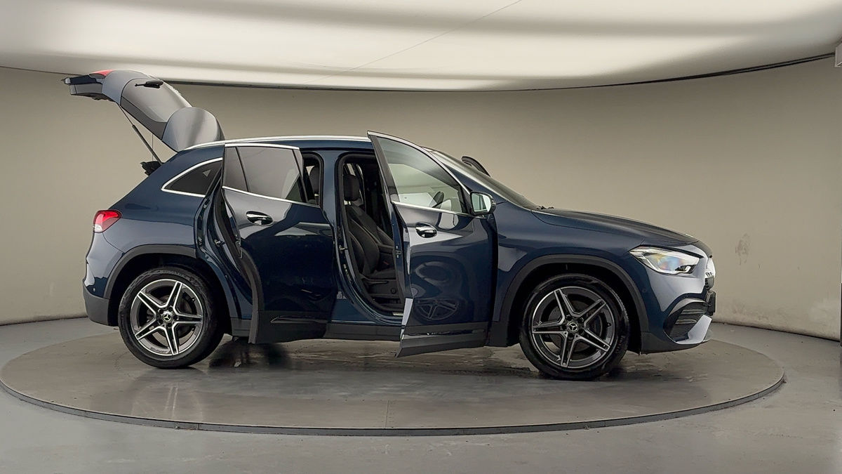 Used Mercedes-Benz GLA 2022 for sale - 76686927: Photo 55