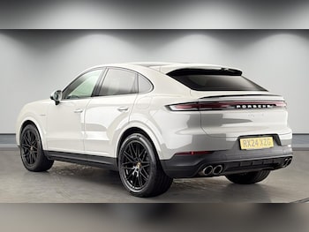Used Porsche Cayenne 2024 for sale - 78345369: Photo