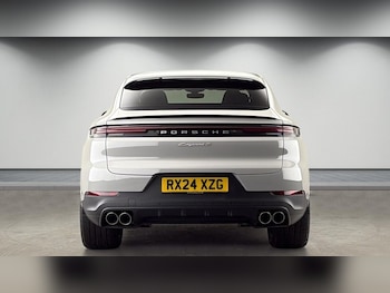 Used Porsche Cayenne 2024 for sale - 78345369: Photo