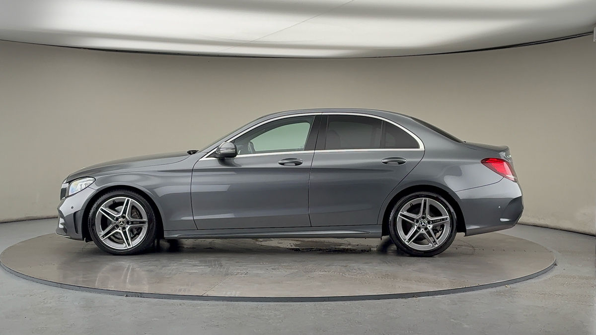 Used Mercedes-Benz C Class 2019 for sale - 76470849: Photo 29